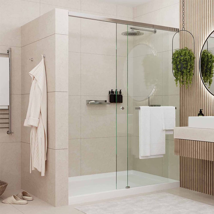 Dusche mit Schiebetür